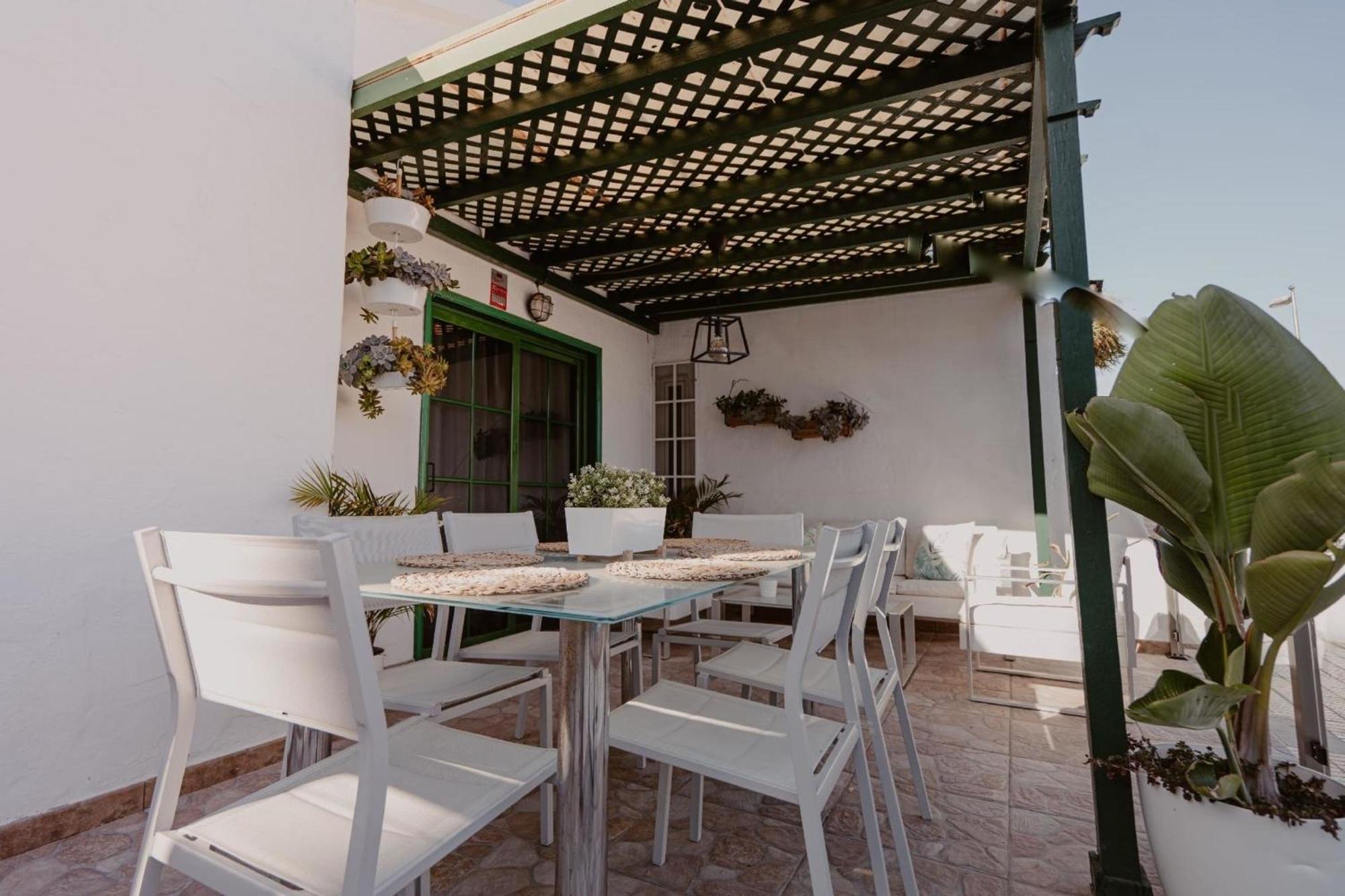Feriehus Ferienhaus In Mit Terrasse Und Gemeinschaftlichem Pool Playa del Inglés